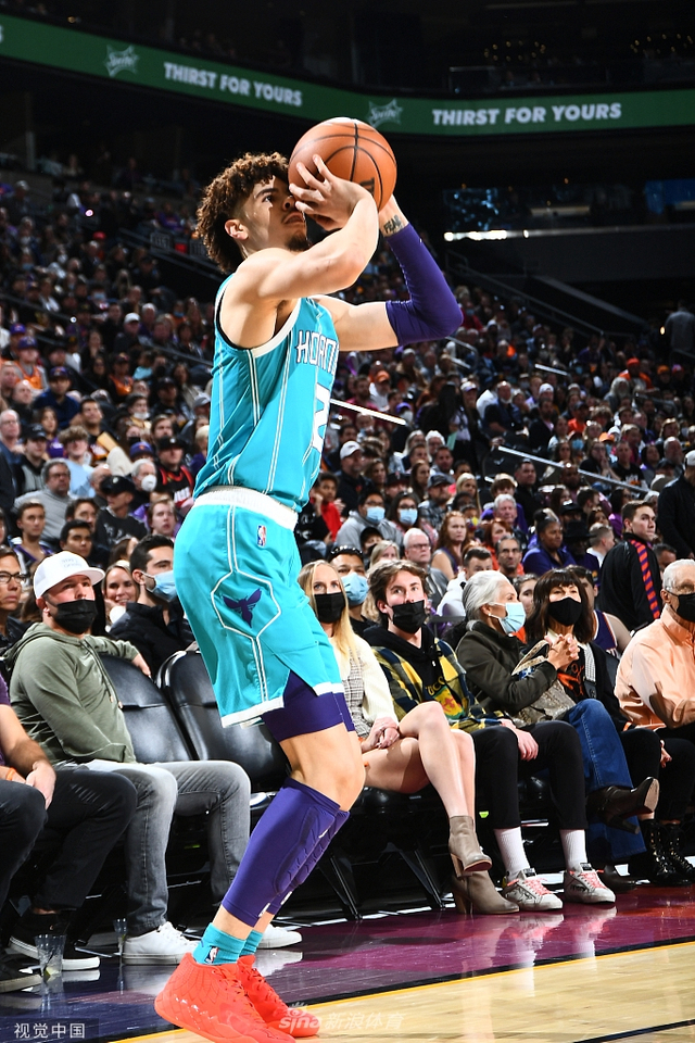 位球星的成 位球星的成