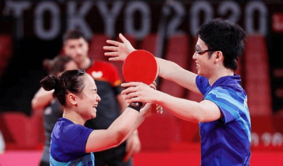 富人区有着 富人区有着